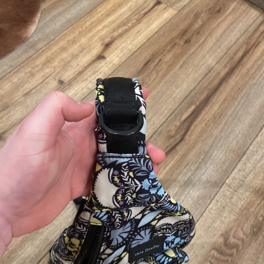 Vera Bradley satchel/Fanny pack - Picture 8 of 8